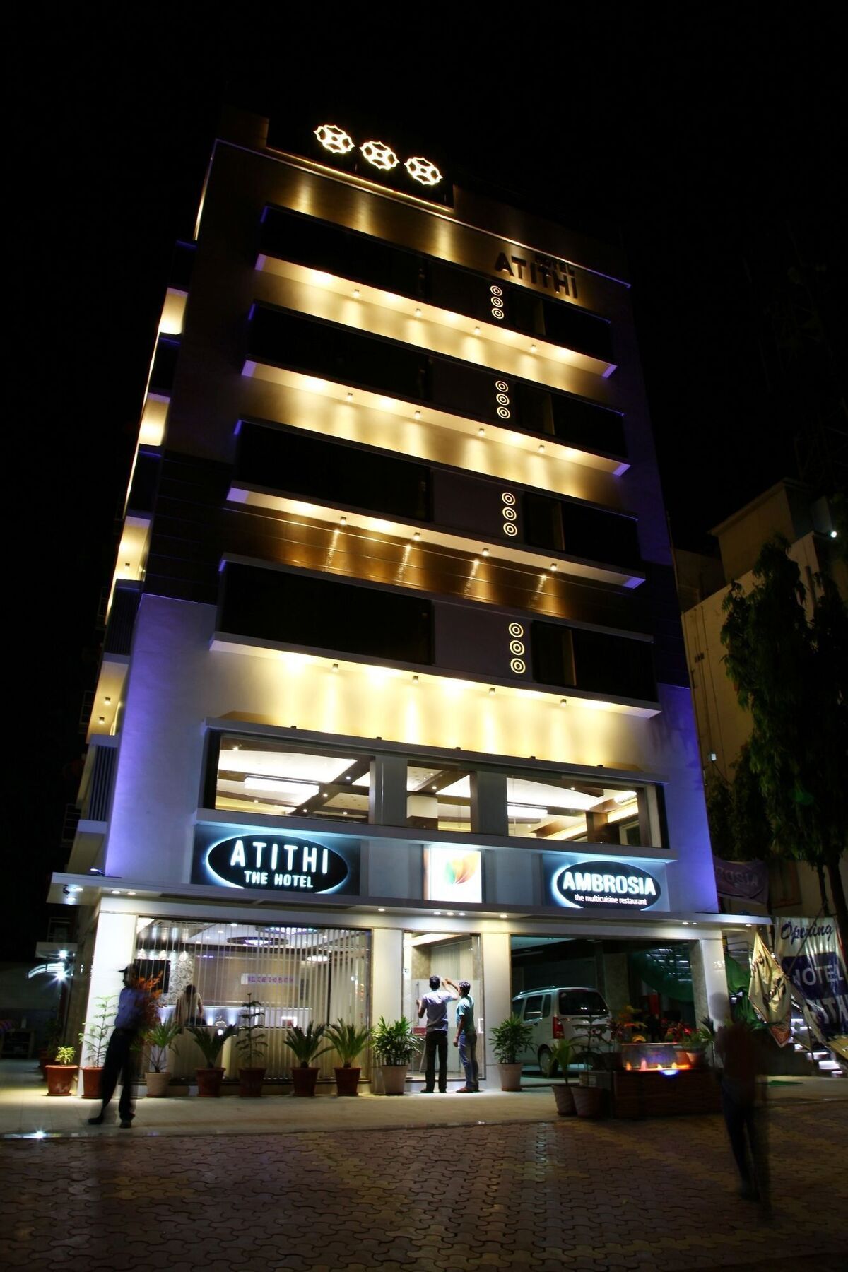 Atithi The Hotel Ahmedabad Exterior foto