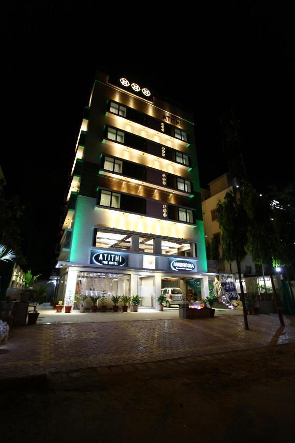 Atithi The Hotel Ahmedabad Exterior foto